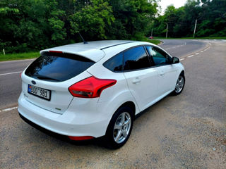 Ford Focus foto 4