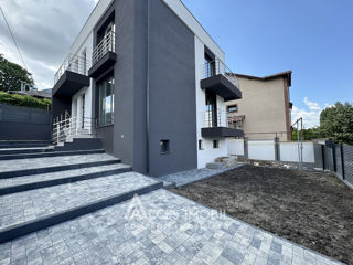 Duplex! Buiucani, str. Milano, 160m2 + 2 ari! Variantă Albă! foto 17