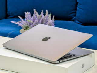 MacBook Air Retina 2020 (Apple M1/8Gb Ram/256Gb SSD/36 Cycles/13.3" Retina) foto 8