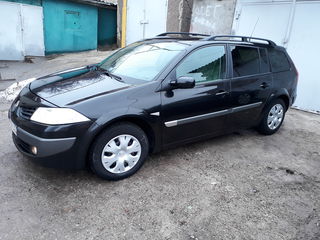 Renault Megane foto 2