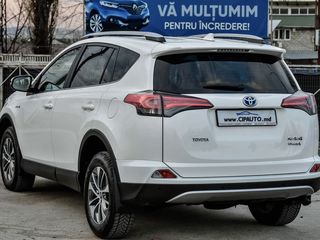 Toyota Rav 4 foto 4