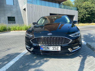 Ford Fusion foto 1