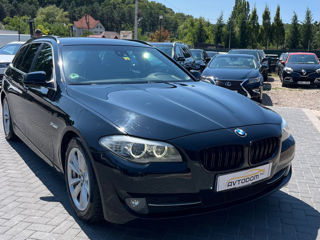 BMW 5 Series foto 2