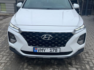 Hyundai Santa FE foto 1