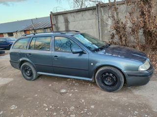 Skoda Octavia foto 2