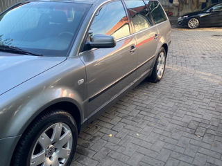 Volkswagen Passat foto 6