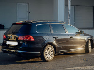 Volkswagen Passat foto 4