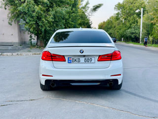 BMW 5 Series foto 4