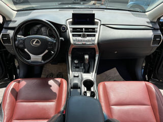 Lexus NX Series foto 8