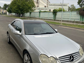 Mercedes CLK-Class foto 5
