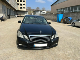 Mercedes E-Class foto 1