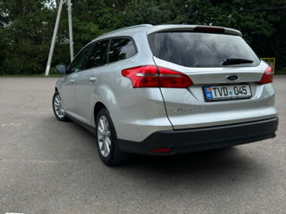 Ford Focus foto 3