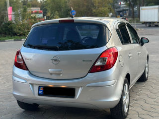 Opel Corsa foto 6