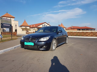 BMW 5 Series foto 2