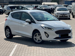 Ford Fiesta foto 4