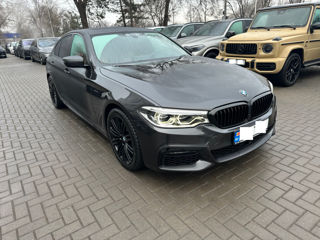 BMW 5 Series foto 8