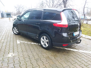 Renault Grand Scenic foto 3