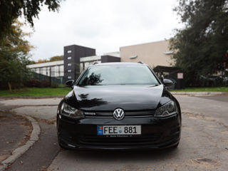 Volkswagen Golf foto 1