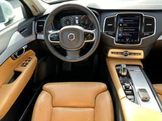 Volvo XC90 foto 11