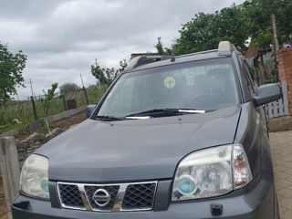 Nissan X-Trail foto 3