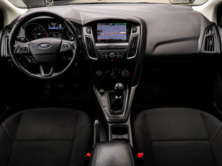 Ford Focus foto 12