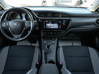 Toyota Auris foto 6