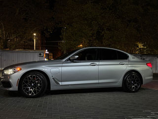 BMW 5 Series foto 6