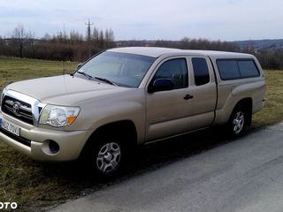 Toyota Hilux foto 2