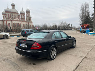 Mercedes E-Class foto 5