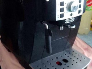 Vînd DeLonghi foto 2