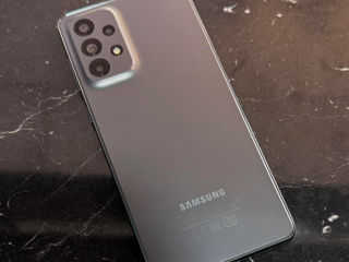 Samsung Galaxy A73 foto 2