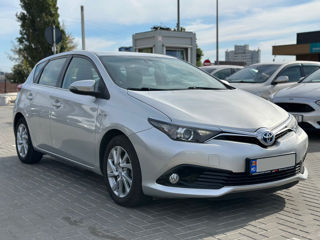 Toyota Auris foto 2