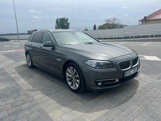 BMW 5 Series foto 6