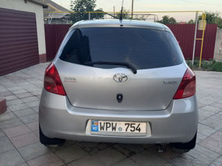 Toyota Yaris foto 5