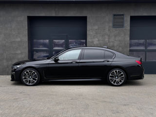 BMW 7 Series foto 8