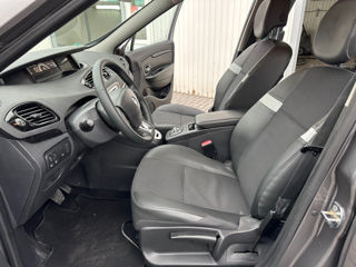 Renault Scenic foto 8