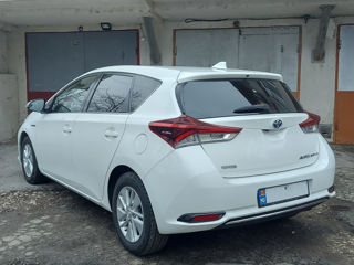 Toyota Auris foto 3