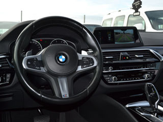 BMW 5 Series foto 10