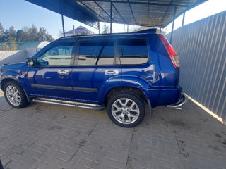 Nissan X-Trail foto 4