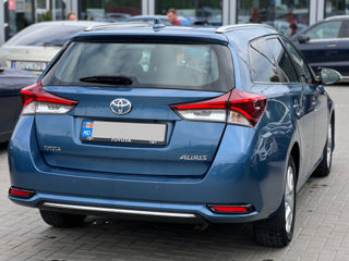 Toyota Auris foto 3