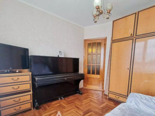 Apartament cu 2 camere, 49 m², Botanica, Chișinău foto 2