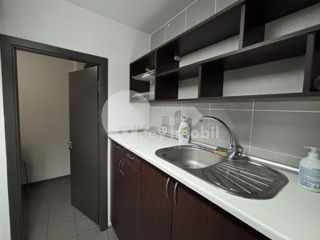 Chirie sp. comercial, 85 mp, reparație euro, Centru, 1200 € ! foto 8