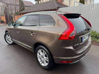 Volvo XC60 foto 4