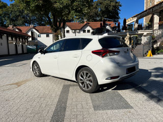 Toyota Auris foto 3