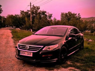 Volkswagen Passat CC foto 2