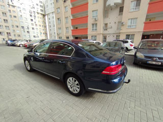 Volkswagen Passat foto 6