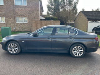 BMW 5 Series foto 3