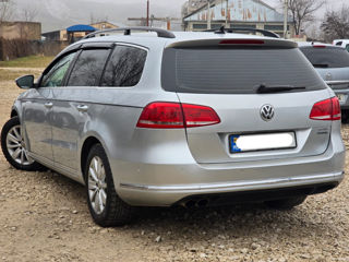 Volkswagen Passat foto 2