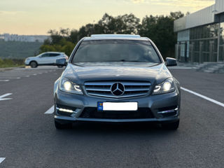 Mercedes C-Class foto 4