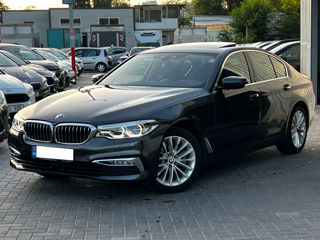 BMW 5 Series foto 3